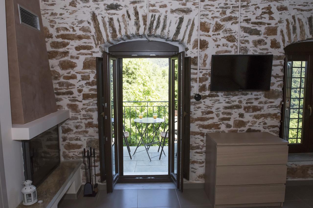 Thalia Traditional Guest House Promirion Номер фото